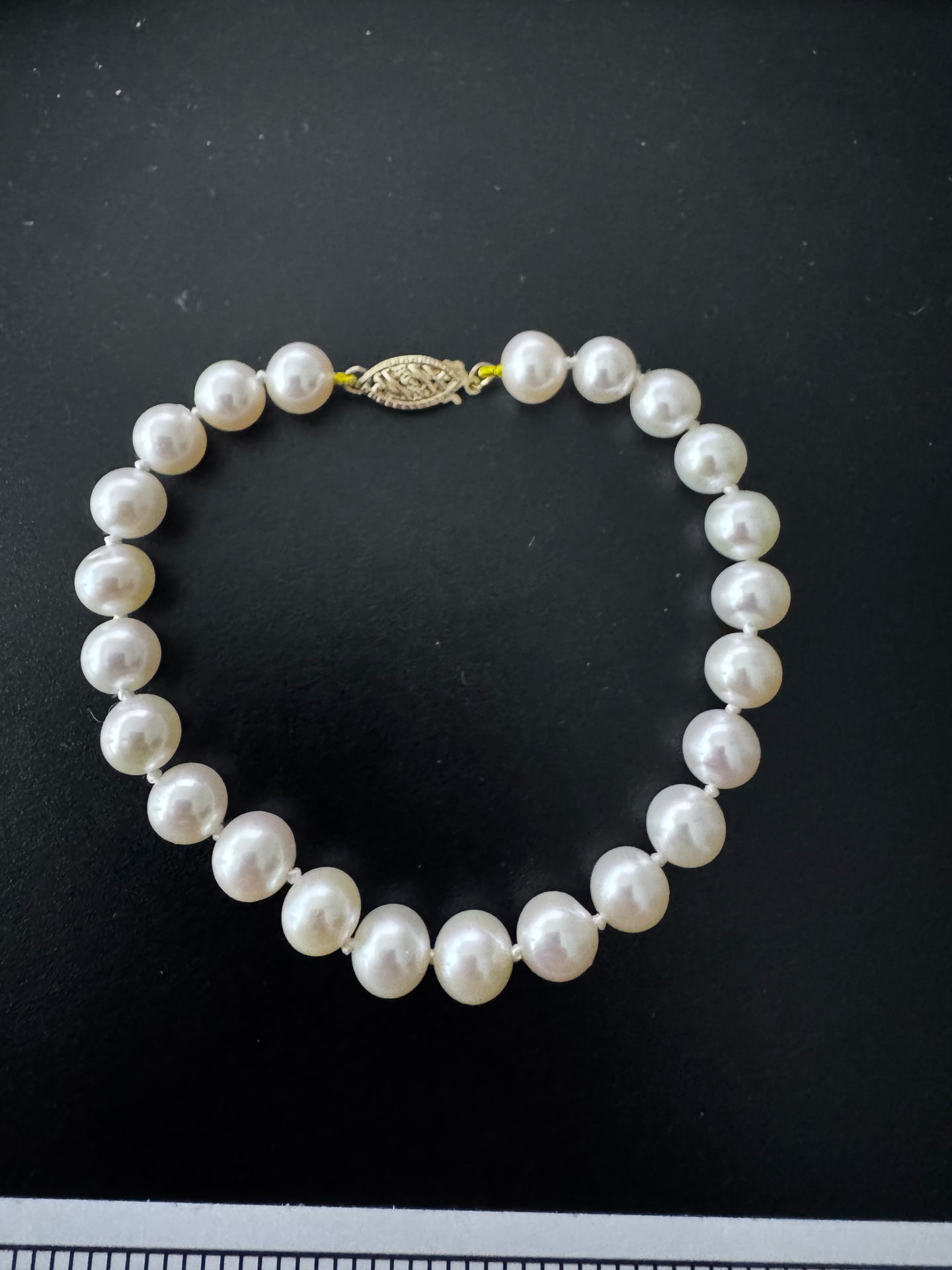 White Freshwater Pearl Bracelet - AAA Quality
