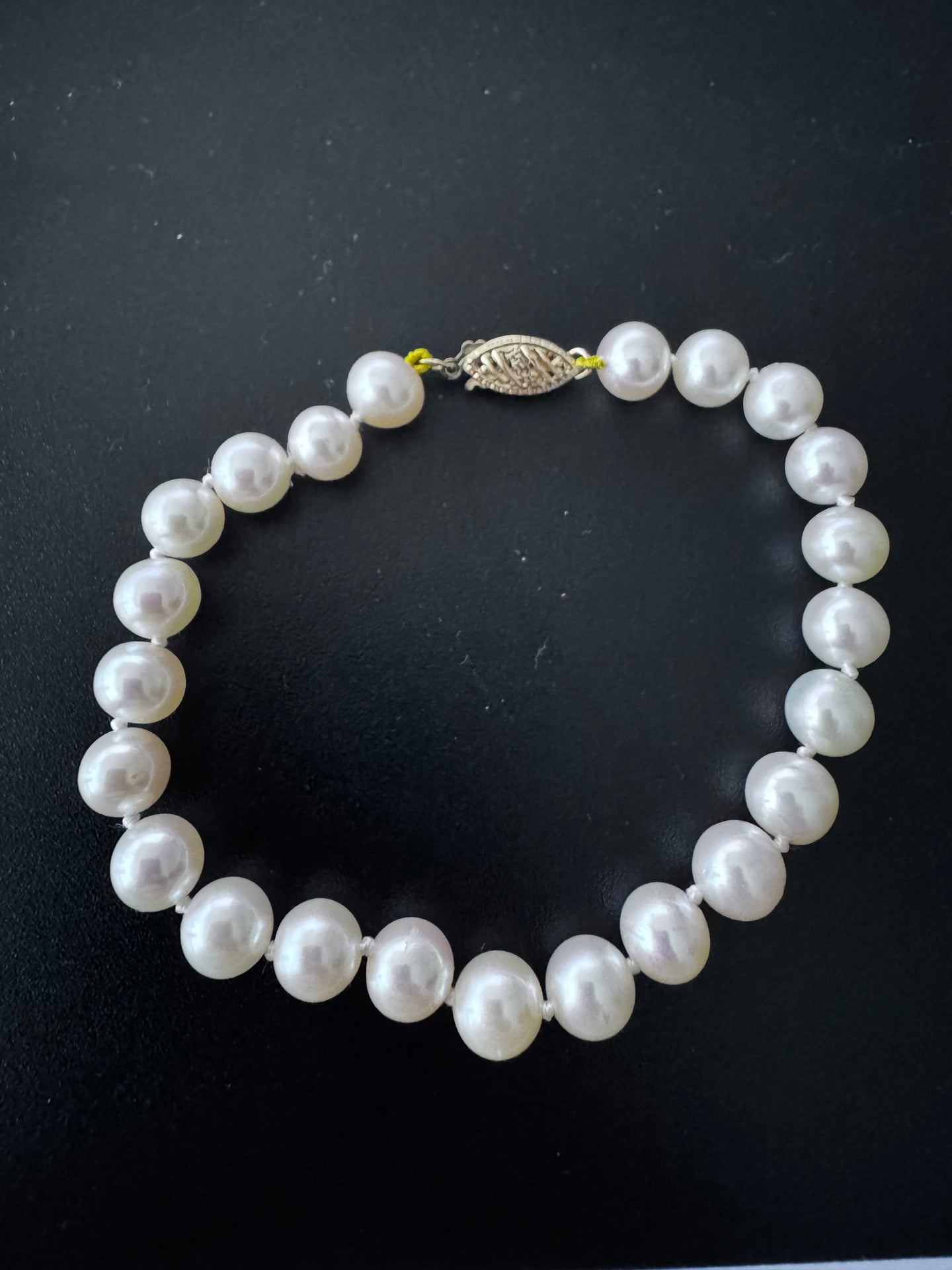 White Freshwater Pearl Bracelet - AAA Quality