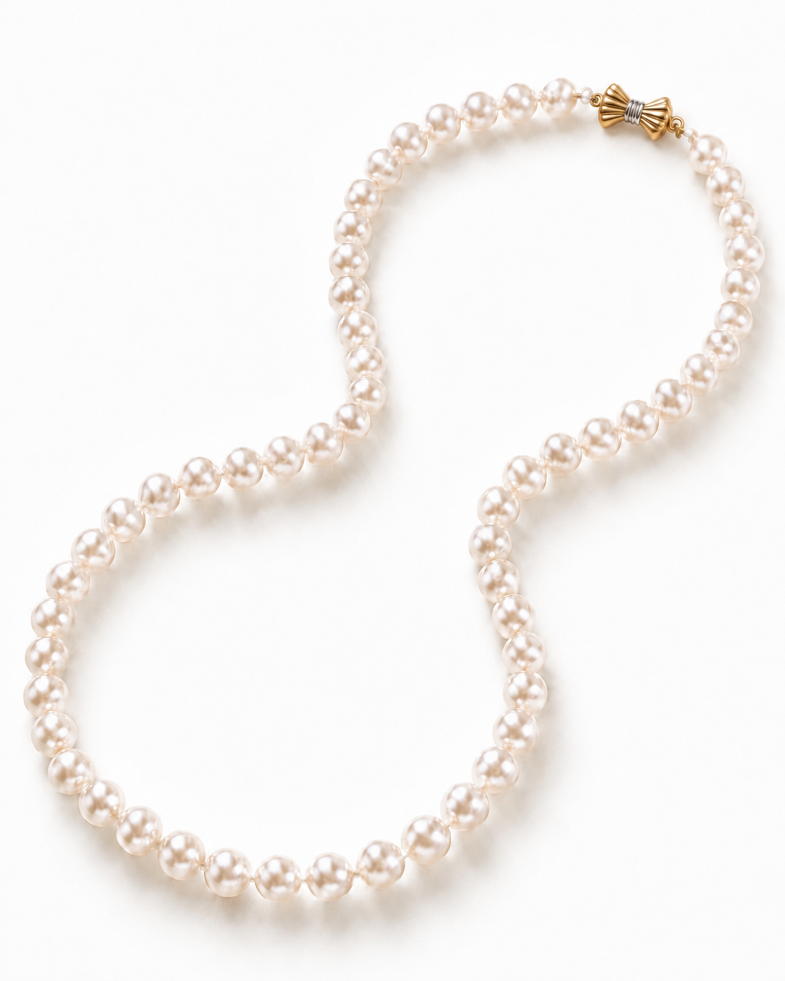 6.5–7mm white Japanese Akoya pearl necklace, AAA grade, with a solid 14K gold clasp.